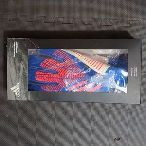 NEW. Adidas Predator20 Pro Fingersave
